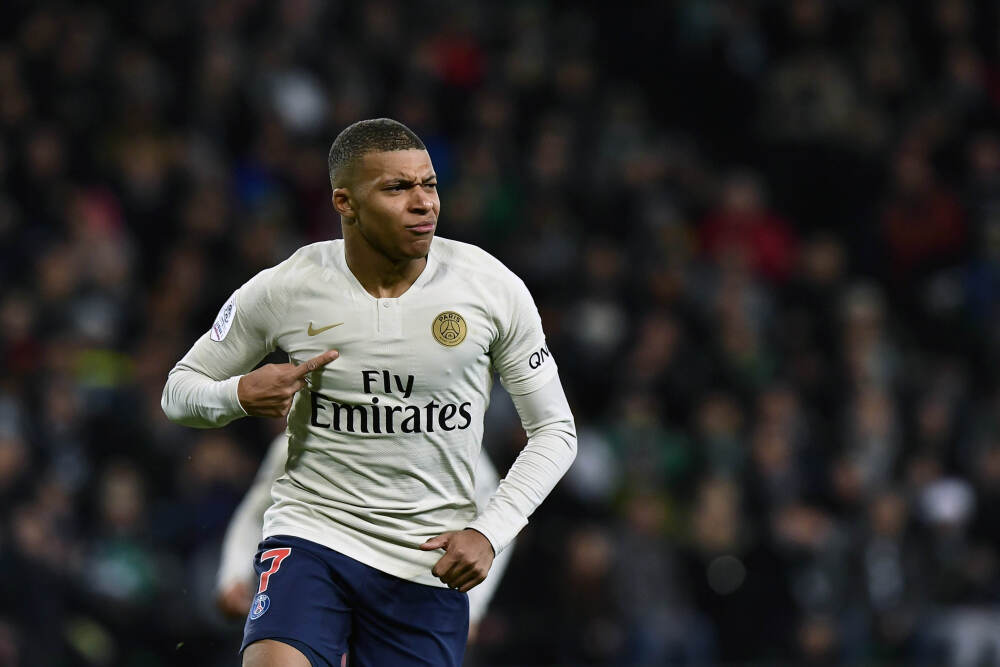 江旻憓、霍启刚等，当选香港立法会议员